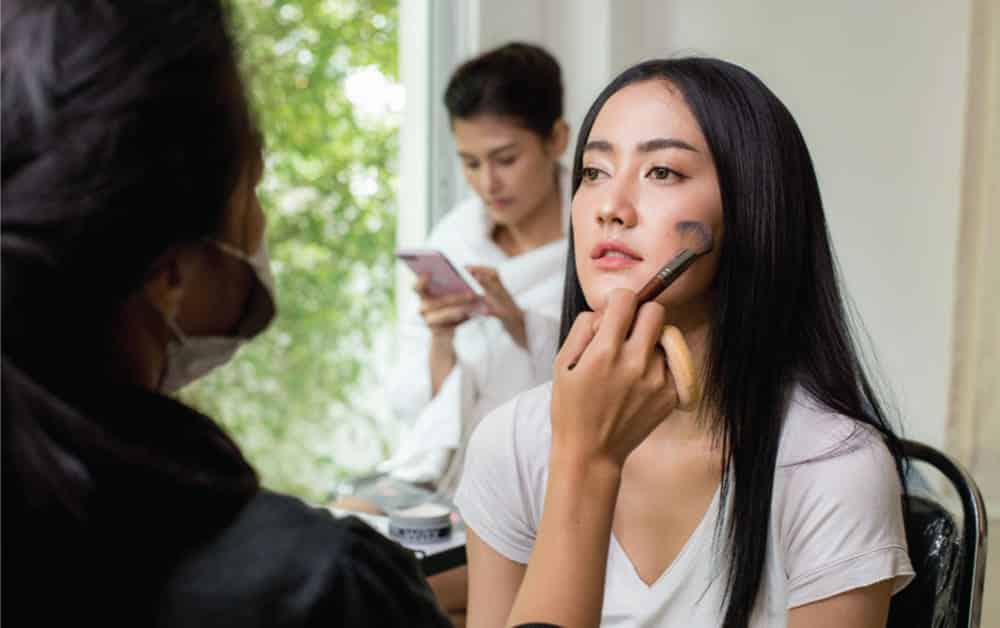 Jasa rias sebagai peluang bisnis di Hari Kartini