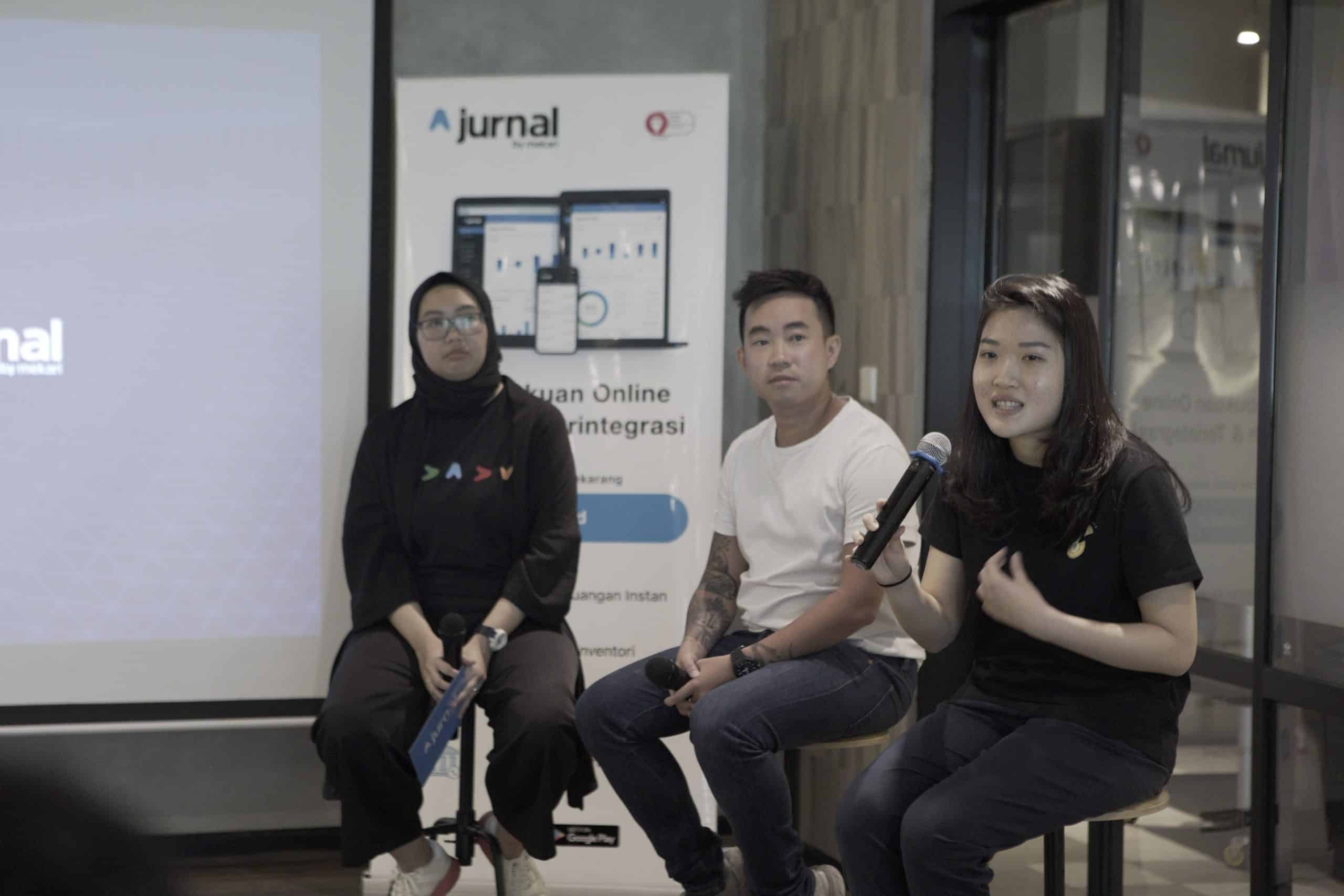 Jurnal Entrepreneur: “Strategi Menyusun Laporan Keuangan untuk Memikat Hati Investor” di Go-Work Menara Rajawali, 20 Februari 2020.