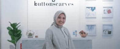 How Jurnal Helps Buttonscarves Formulated  Business Development Strategies