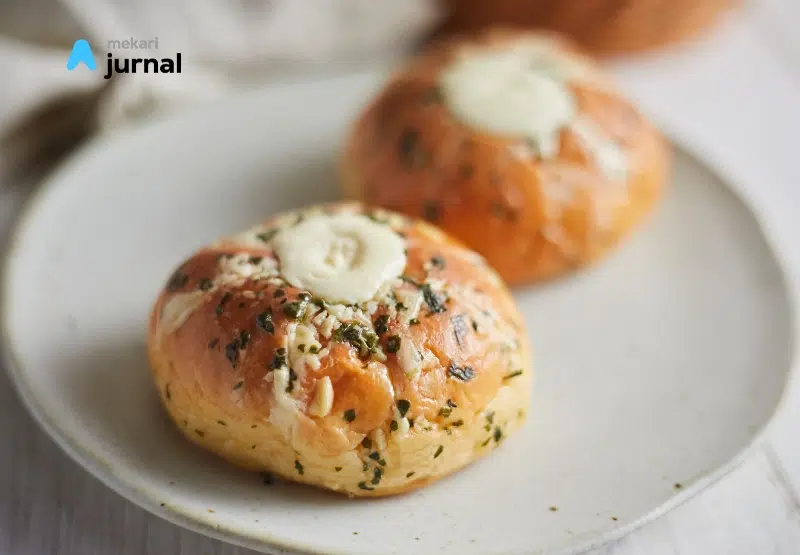 menu Korean Cream Cheese Garlic Bread