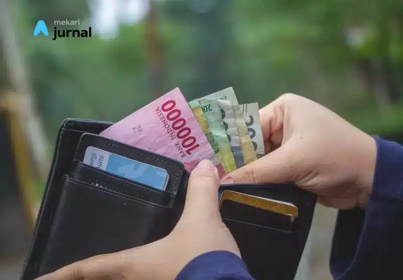 manfaat biaya marginal dan perannya dalam mempengaruhi skala ekonomis dan disekonomis suatu perusahaan