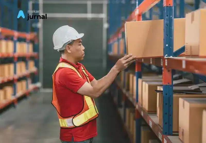 Proses management stok di gudang