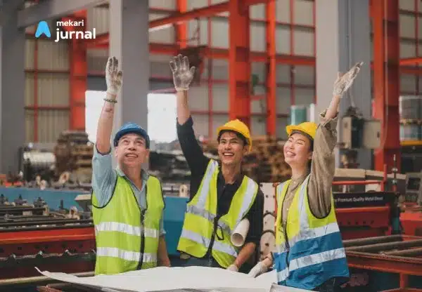 helper produksi adalah